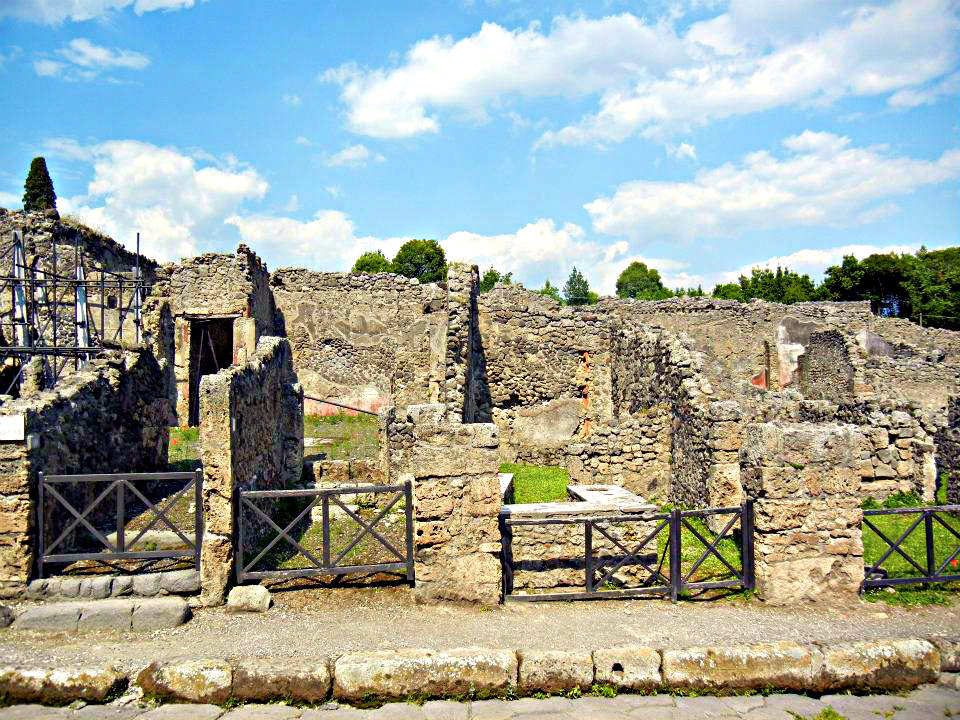 Shops Pompeii, Italy 2012